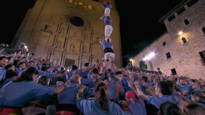 Os castells e a arte de recomeçar